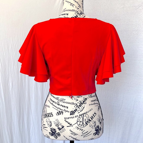 SHEIN | Flutter Sleeve Crop Top | S - Picture 3 of 3